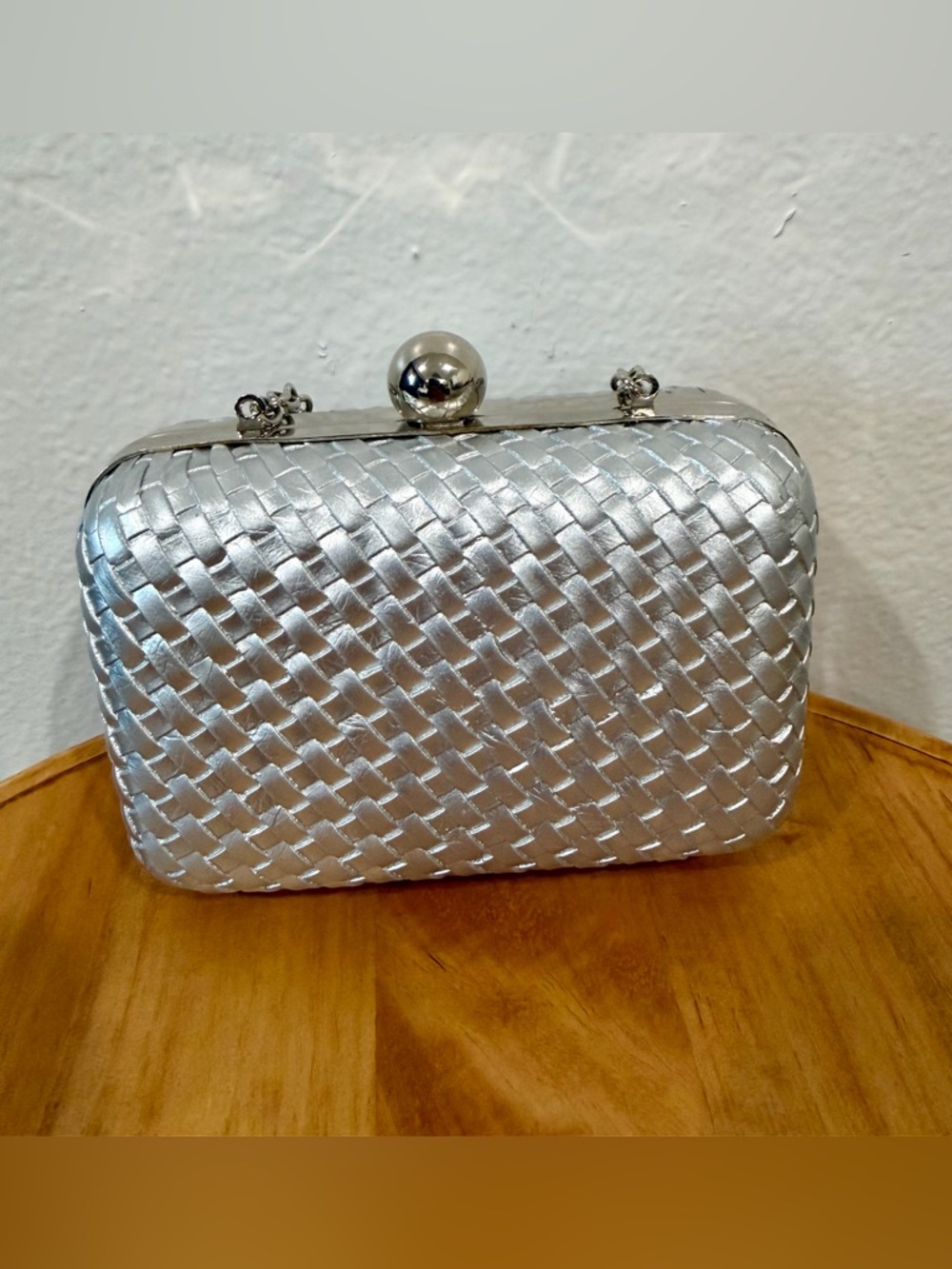 JESSICA McClintock silver clutch - Picture 2 of 6